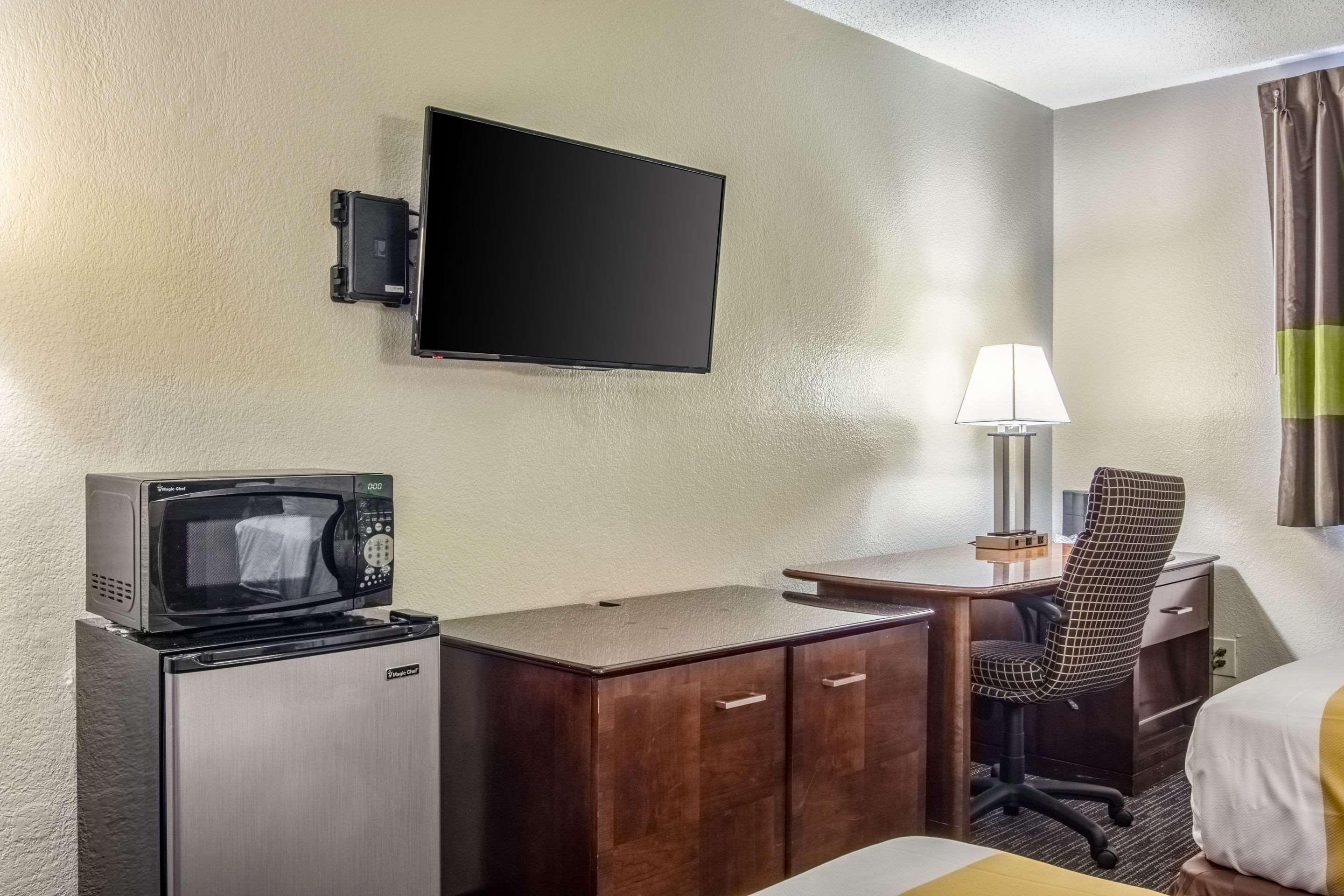 Quality Inn Atlanta Airport-Central College Park Kültér fotó