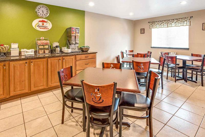 Quality Inn Atlanta Airport-Central College Park Kültér fotó